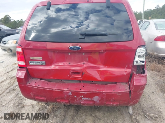 2010 Ford Escape XLT с VIN 1FMCU9D71AKC91378, выставлен на аукционе IAAI как лот 41207372 с пробегом 146 131 миль миль и . История ставок и продаж доступна на DreamBid. Изображение 6.