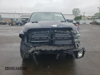 2016 Ram 1500 Sport z VIN 1C6RR7MT9GS151547, wystawiony jako Copart lot #59513865 z przebiegiem 110 763 mil mil oraz Szkoda całkowita • Salvage title. Historia ofert i sprzedaży dostępna na DreamBid. Obrazek 5.