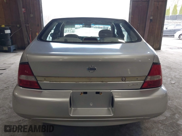 2001 Nissan Altima GXE with VIN 1N4DL01DX1C140203, listed as a IAAI auction lot 42045150 with 190,624 mi miles and . Bid and sale history available at carsss.com. Image 17.