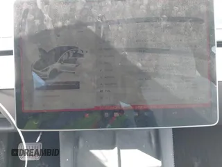 2023 Tesla Model 3 z VIN 5YJ3E1EA2PF465882, wystawiony jako IAAI lot #42257900 z przebiegiem 39 572 mil mil oraz . Historia ofert i sprzedaży dostępna na DreamBid. Obrazek 7.
