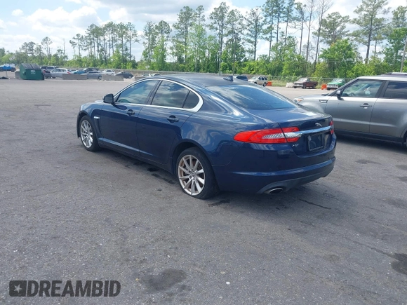 2013 Jaguar XF I4 RWD with VIN SAJWA0ES6DPS96674, listed as a IAAI auction lot 41594788 with 1 mi miles. Bid and sale history available at carsss.com. Image 3.