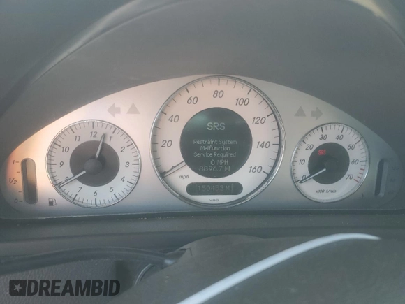 2008 Mercedes-Benz CLK 550 with VIN WDBTK72F18T092049, listed as a Copart auction lot 51291385 with 150,453 mi miles and Salvage Title. Bid and sale history available at DreamBid. Image 9.