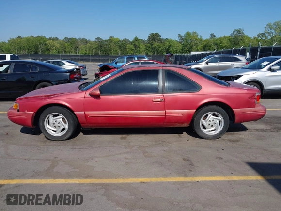 1996 Ford Thunderbird LX z VIN 1FALP62W0TH142986, wystawiony jako IAAI lot #42030900 z przebiegiem 168 993 mil mil oraz . Historia ofert i sprzedaży dostępna na DreamBid. Obrazek 14.