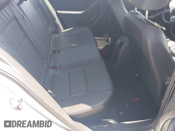 2013 Volkswagen Jetta SE с VIN 3VWDP7AJ6DM376487, выставлен на аукционе IAAI как лот 42362475 с пробегом 124 324 миль миль и . История ставок и продаж доступна на DreamBid. Изображение 8.
