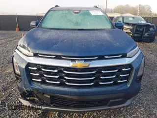2025 Chevrolet Equinox AWD LT with VIN 3GNAXPEG7SL203169, listed as a IAAI auction lot 41763470 with 4,539 mi miles. Bid and sale history available at carsss.com. Image 12.