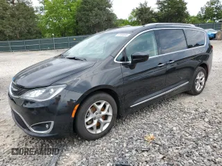 2018 Chrysler Pacifica Touring L z VIN 2C4RC1BG2JR321219, wystawiony jako Copart lot #57444695 z przebiegiem 169 562 mil mil oraz Szkody całkowita. Historia ofert i sprzedaży dostępna na DreamBid. Obrazek 1.