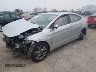 2017 Hyundai Elantra SE z VIN 5NPD84LF1HH166995, wystawiony jako IAAI lot #41511180 z przebiegiem 76 739 mil mil oraz . Historia ofert i sprzedaży dostępna na DreamBid. Obrazek 17.