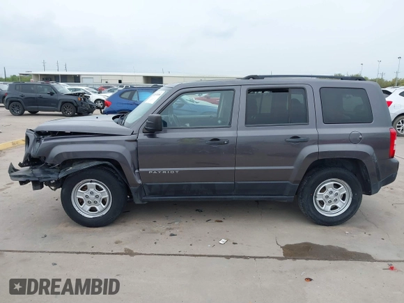 2015 Jeep Patriot Altitude Edition with VIN 1C4NJPBA3FD419477, listed as a IAAI auction lot 41878058 with 174,652 mi miles. Bid and sale history available at carsss.com. Image 14.
