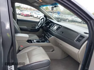 2017 Kia Sedona LX with VIN KNDMB5C14H6239766, listed as a IAAI auction lot 42049371 with 105,101 mi miles. Bid and sale history available at carsss.com. Image 5.