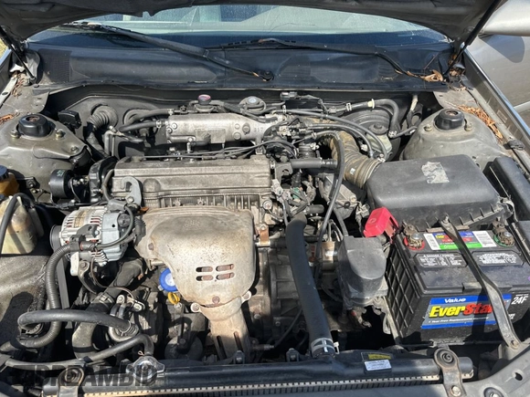 2000 Toyota Camry CE with VIN 4T1BG22K0YU002152, listed as a Copart auction lot 44409315 with 366,513 mi miles and Clean Title. Bid and sale history available at DreamBid. Image 7.