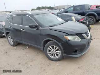 2015 Nissan Rogue S with VIN KNMAT2MT3FP555780, listed as a IAAI auction lot 41794398 with 124,681 mi miles. Bid and sale history available at carsss.com. Image 1.