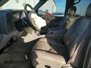 2004 GMC Yukon XL SLT with VIN 3GKEC16Z64G147759, listed as a Copart auction lot 87090054 with 212,418 mi miles and Salvage Title. Bid and sale history available at carsss.com. Image 7.
