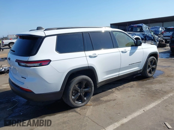 2023 Jeep Grand Cherokee Limited with VIN 1C4RJKBGXP8892800, listed as a IAAI auction lot 42161939 with Not provided miles and . Bid and sale history available at DreamBid. Image 4.