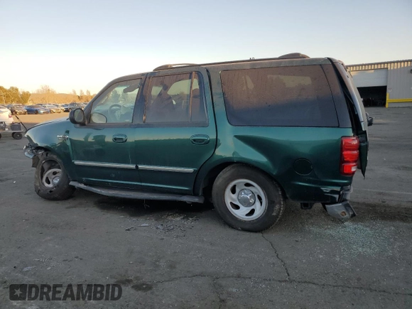 2000 Ford Expedition XLT with VIN 1FMRU1666YLA59489, listed as a Copart auction lot 42257505 with Not Provided miles and Salvage Title. Bid and sale history available at DreamBid. Image 2.