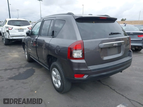 2017 Jeep Compass Sport with VIN 1C4NJCBB6HD134437, listed as a IAAI auction lot 42064834 with 118,685 mi miles and . Bid and sale history available at DreamBid. Image 3.