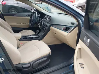 2017 Hyundai Sonata SE with VIN 5NPE24AF9HH445488, listed as a IAAI auction lot 41058868 with 146,812 mi miles. Bid and sale history available at carsss.com. Image 5.