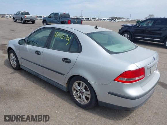 2005 Saab 9-3 z VIN YS3FB49S051017049, wystawiony jako IAAI lot #42105703 z przebiegiem 215 905 mil mil oraz . Historia ofert i sprzedaży dostępna na DreamBid. Obrazek 3.