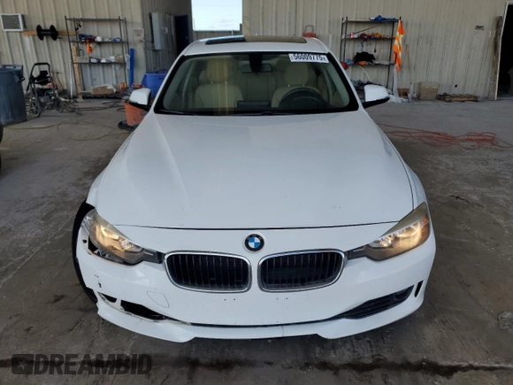 2015 BMW 3 Series 320i xDrive z VIN WBA3C3G51FNS74131, wystawiony jako Copart lot #56009775 z przebiegiem 155 617 mil mil oraz Szkoda całkowita • Salvage title. Historia ofert i sprzedaży dostępna na DreamBid. Obrazek 5.