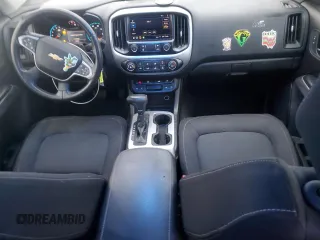 2020 Chevrolet Colorado 4WD LT z VIN 1GCGTCEN2L1138049, wystawiony jako Copart lot #85202324 z przebiegiem 84 528 mil mil oraz Szkoda całkowita • Salvage title. Historia ofert i sprzedaży dostępna na DreamBid. Obrazek 8.
