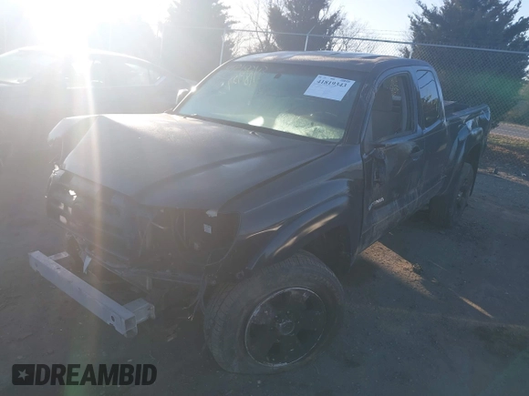 2008 Toyota Tacoma with VIN 5TEUU42N38Z469990, listed as a IAAI auction lot 41819343 with 230,056 mi miles and . Bid and sale history available at carsss.com. Image 17.
