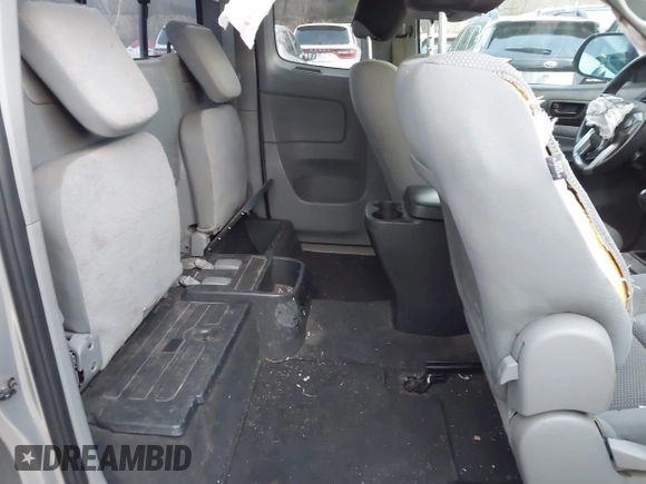 2015 Toyota Tacoma with VIN 5TFUX4EN5FX030586, listed as a IAAI auction lot 41034603 with 153,923 mi miles and . Bid and sale history available at DreamBid. Image 8.