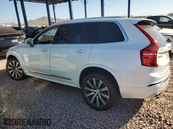 2020 Volvo XC90 Inscription with VIN YV4A221L4L1560943, listed as a Copart auction lot 76095854 with 46,931 mi miles and Salvage title. Bid and sale history available at DreamBid. Image 2.