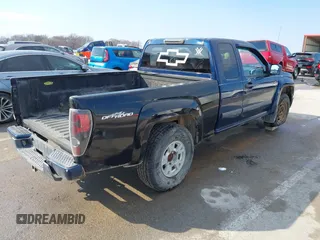 2004 Chevrolet Colorado LS Z71 with VIN 1GCDT196048188709, listed as a IAAI auction lot 41685930 with 153,673 mi miles. Bid and sale history available at carsss.com. Image 4.