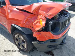 2017 Jeep Renegade Sport with VIN ZACCJAABXHPF61957, listed as a IAAI auction lot 42775922 with 124,571 mi miles and . Bid and sale history available at DreamBid. Image 6.