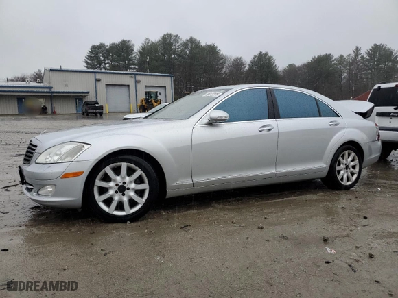 2008 Mercedes-Benz S-Class 5.5L V8 with VIN WDDNG86X58A236076, listed as a Copart auction lot 49413205 with 141,136 mi miles and Clean Title. Bid and sale history available at carsss.com. Image 1.
