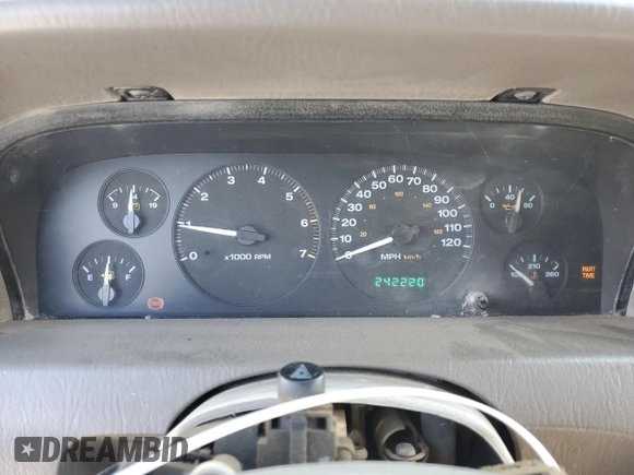 1999 Jeep Grand Cherokee Limited with VIN 1J4GW68S2XC677334, listed as a Copart auction lot 74152054 with 242,220 mi miles and Salvage Title. Bid and sale history available at carsss.com. Image 9.