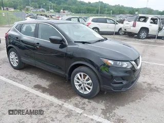 2020 Nissan Rogue S z VIN JN1BJ1CW9LW647335, wystawiony jako IAAI lot #42236192 z przebiegiem 56 963 mil mil oraz . Historia ofert i sprzedaży dostępna na DreamBid. Obrazek 1.