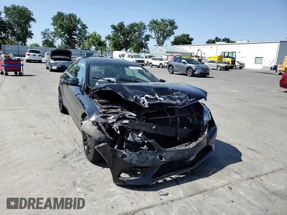 2014 Mercedes-Benz E 350 z VIN WDDKJ5KB2EF268494, wystawiony jako Copart lot #60667295 z przebiegiem 84 675 mil mil oraz Szkoda całkowita • Salvage title. Historia ofert i sprzedaży dostępna na DreamBid. Obrazek 13.