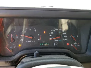 2004 Jeep Wrangler Sahara with VIN 1J4FA59SX4P718591, listed as a Copart auction lot 59907805 with 241,994 mi miles and Clean title. Bid and sale history available at DreamBid. Image 9.