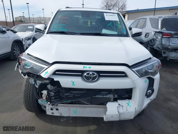 2022 Toyota 4Runner SR5 Premium with VIN JTENU5JR2N6022487, listed as a IAAI auction lot 41398451 with 52,048 mi miles. Bid and sale history available at carsss.com. Image 12.