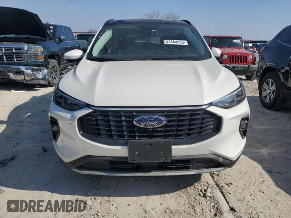 2024 Ford Escape Platinum with VIN 1FMCU9JAXRUA33229, listed as a Copart auction lot 44464685 with 5,431 mi miles and Salvage Title. Bid and sale history available at DreamBid. Image 5.