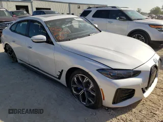 2022 BMW i4 eDrive40 z VIN WBY73AW00NFM84077, wystawiony jako Copart lot #58370142 z przebiegiem Nie podano mil oraz . Historia ofert i sprzedaży dostępna na DreamBid. Obrazek 1.