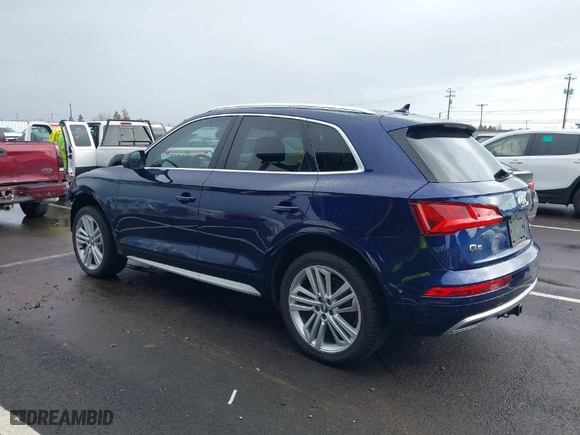 2018 Audi Q5 Premium Plus with VIN WA1BNAFY0J2239187, listed as a IAAI auction lot 41646800 with 90,417 mi miles. Bid and sale history available at carsss.com. Image 3.