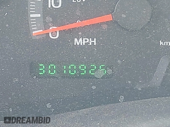 2003 Ford F-150 XL with VIN 1FTRX17L33NB61748, listed as a IAAI auction lot 41789730 with 301,092 mi miles. Bid and sale history available at carsss.com. Image 12.