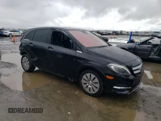 2015 Mercedes-Benz B with VIN WDDVP9AB8FJ006482, listed as a Copart auction lot 41431554 with 47,426 mi miles. Bid and sale history available at carsss.com. Image 4.