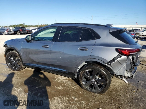 2022 Buick Envision Essence with VIN LRBFZPR4XND021791, listed as a Copart auction lot 85092814 with 27,214 mi miles and Salvage Title. Bid and sale history available at carsss.com. Image 2.