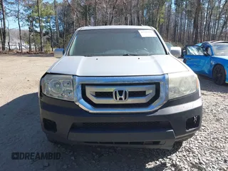 2010 Honda Pilot Touring with VIN 5FNYF4H91AB020868, listed as a IAAI auction lot 41783104 with 298,022 mi miles and . Bid and sale history available at carsss.com. Image 12.