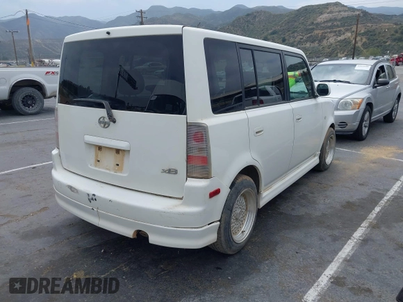 2006 Scion xB z VIN JTLKT324464048849, wystawiony jako IAAI lot #42078493 z przebiegiem 242 835 mil mil oraz . Historia ofert i sprzedaży dostępna na DreamBid. Obrazek 4.