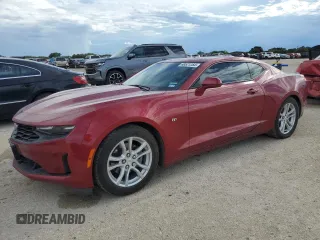 2023 Chevrolet Camaro 1LS z VIN 1G1FB1RX8P0153674, wystawiony jako Copart lot #69521254 z przebiegiem 33 553 mil mil oraz Czysty tytuł • Clean title. Historia ofert i sprzedaży dostępna na DreamBid. Obrazek 1.