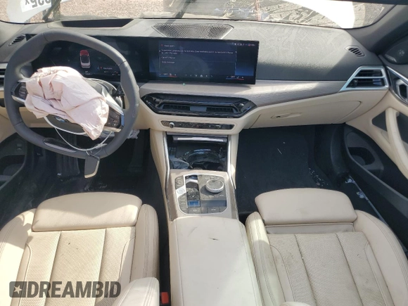2025 BMW 4 Series 430i with VIN WBA33DB03SCS40361, listed as a Copart auction lot 48397335 with 3,949 mi miles and Salvage title. Bid and sale history available at DreamBid. Image 8.