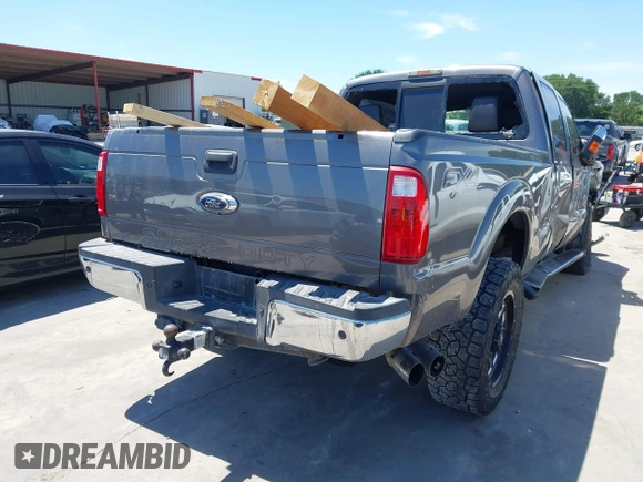 2014 Ford F-250 XL with VIN 1FT7W2BT0EEB23856, listed as a IAAI auction lot 42243239 with 190,479 mi miles and . Bid and sale history available at DreamBid. Image 4.