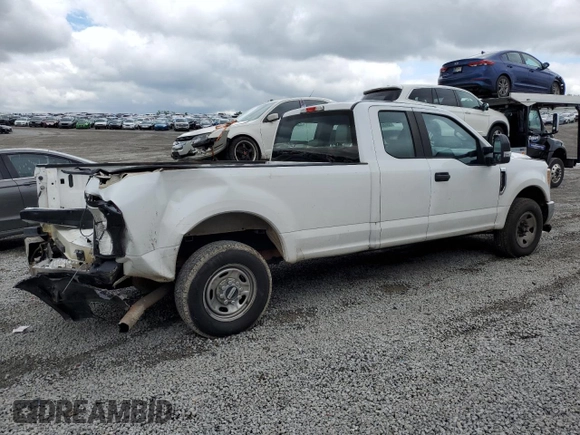 2017 Ford F-250 XLT с VIN 1FT7X2A62HEB67273, выставлен на аукционе Copart как лот 55683035 с пробегом 242 561 миль миль и Списание • Salvage title. История ставок и продаж доступна на DreamBid. Изображение 3.