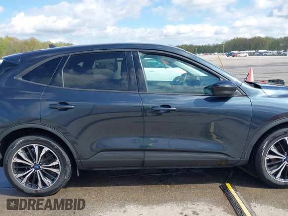 2022 Ford Escape SE с VIN 1FMCU0G62NUA21603, выставлен на аукционе IAAI как лот 42060957 с пробегом 38 335 миль миль и . История ставок и продаж доступна на DreamBid. Изображение 13.