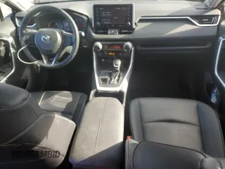2019 Toyota RAV4 XLE Premium with VIN JTMA1RFV8KD036460, listed as a Copart auction lot 41913415 with 18,446 mi miles and Salvage Title. Bid and sale history available at carsss.com. Image 8.
