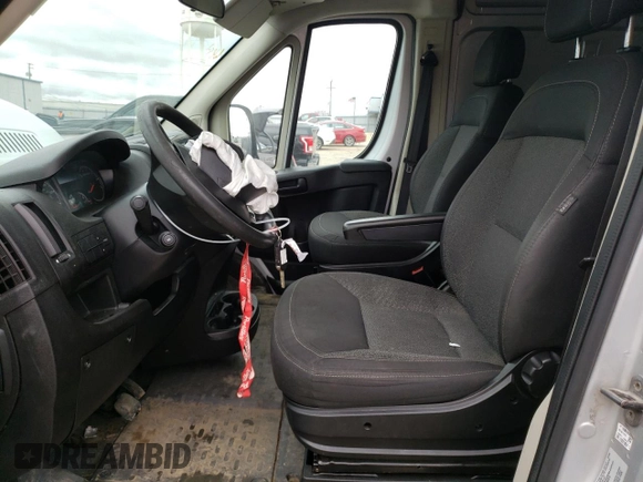 2015 Ram ProMaster Cargo with VIN 3C6TRVDG0FE512890, listed as a Copart auction lot 46890874 with 147,963 mi miles and Salvage Title. Bid and sale history available at DreamBid. Image 7.