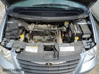 2006 Chrysler Town & Country SWB with VIN 1A4GP45R26B746756, listed as a Copart auction lot 72493834 with 57,547 mi miles and Non Repairable. Bid and sale history available at carsss.com. Image 12.